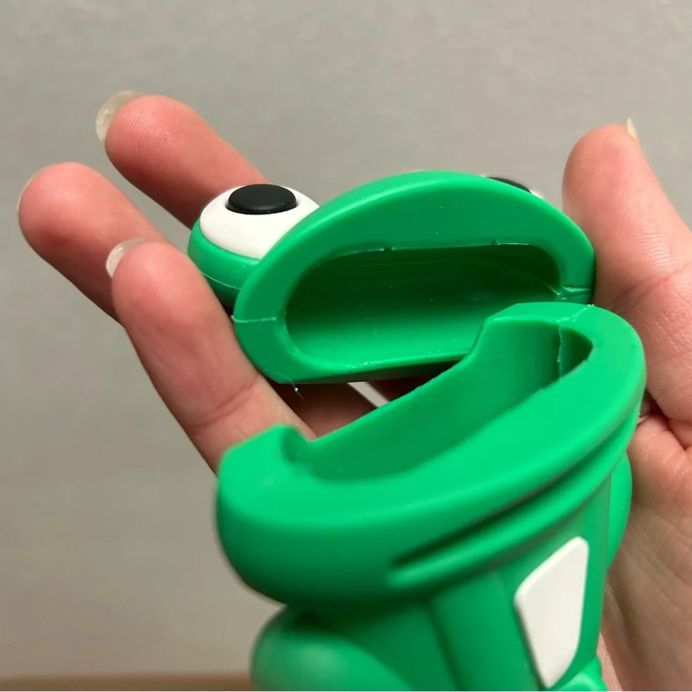 Amazon Frog AirPods 1 or 2